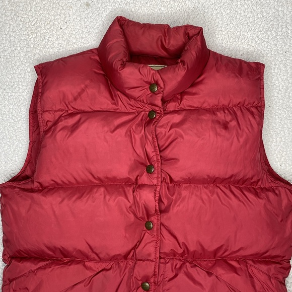 Vintage L.L. Bean Packable Goose Down Puffer Vest: Size Small - Picture 4 of 9